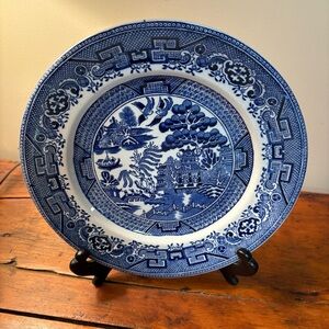Blue Willow Pattern Plate Ceramic Chinoiserie Design Collectible